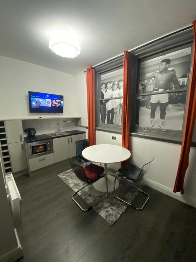 Double or Twin Room Bathroom