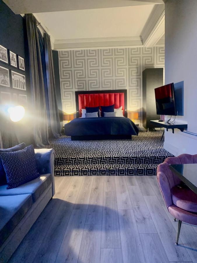 King Suite