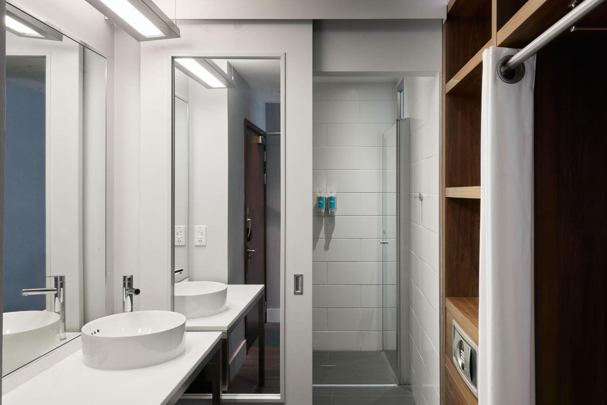 Chambre Lit King-Size Aloft
