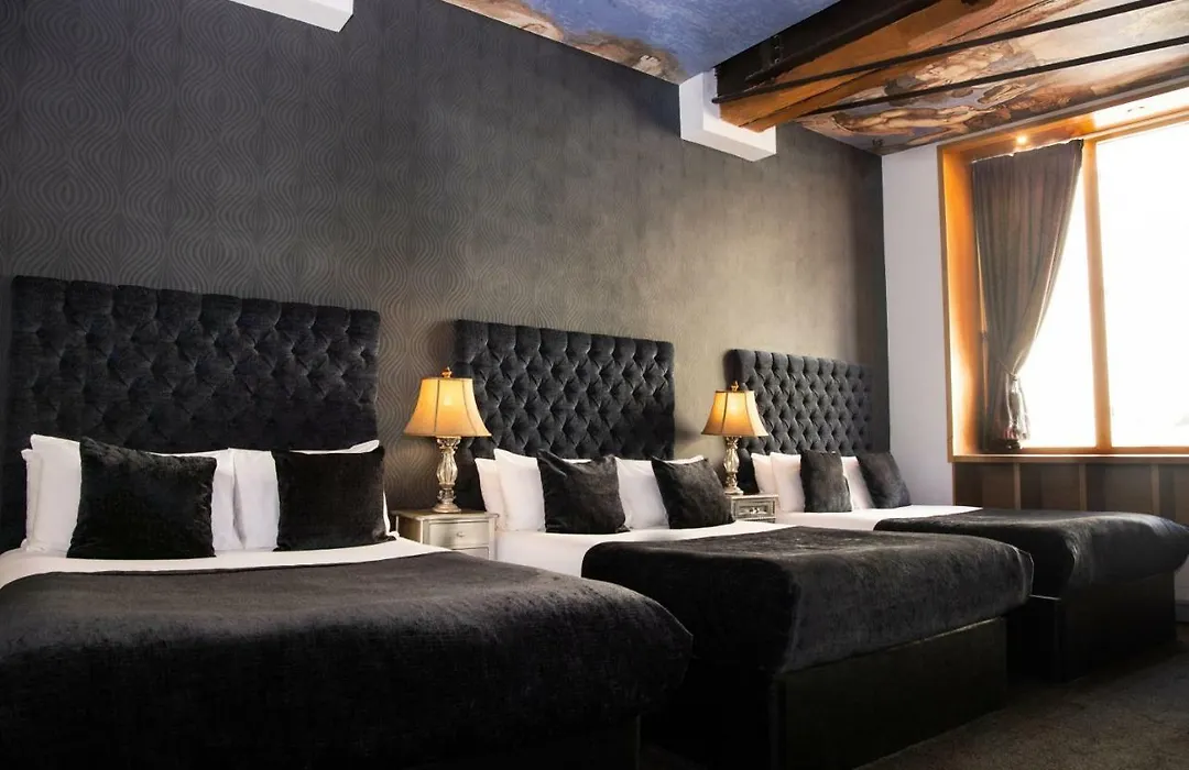 Signature Living Hotel-1